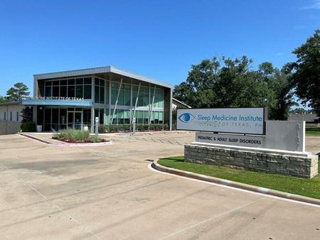 Office space for Rent at 3187 Paluxy Dr in Tyler