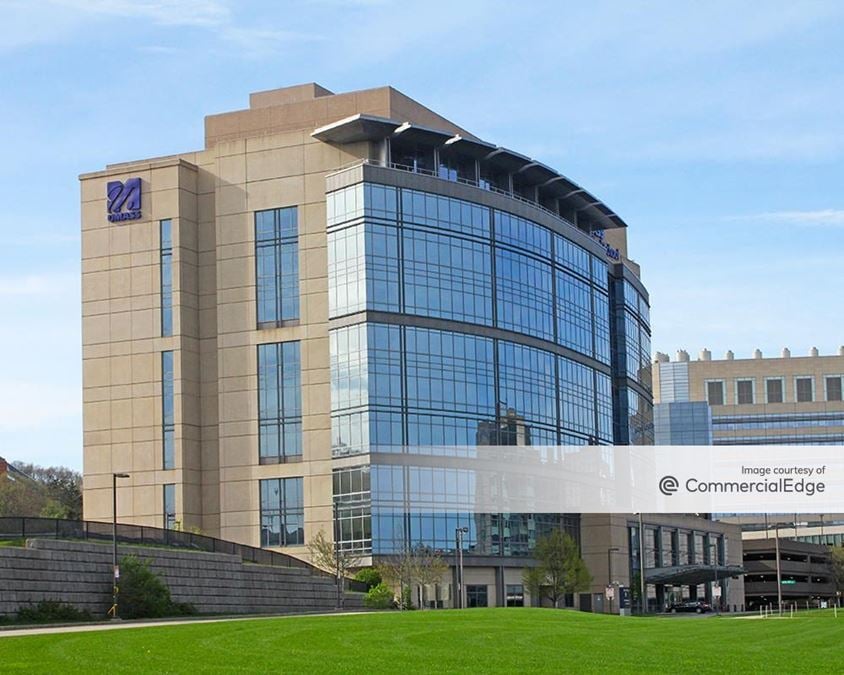 University of Massachusetts Medical School - Aaron Lazare Medical Research Building