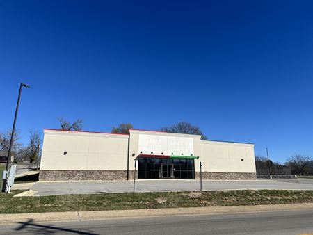 Photo of commercial space at 503 East Main Street in Willow Springs