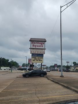 1,102 SF Retail Space Available | Heritage Square Shopping Center