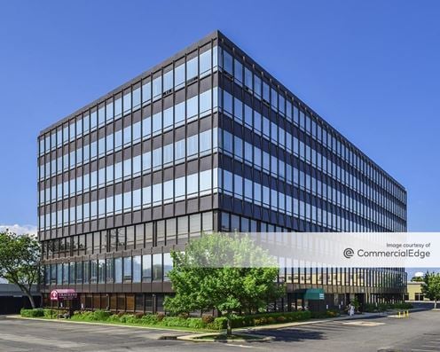 585 Stewart Avenue