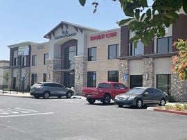 Vista Medical Plaza