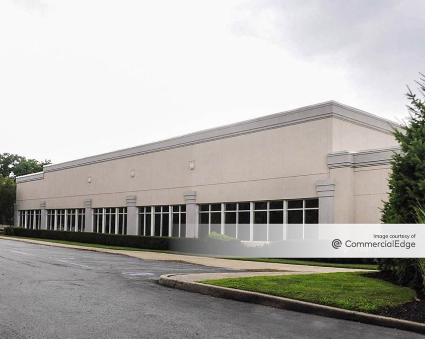 576 Broadhollow Road, Melville, NY Office Space