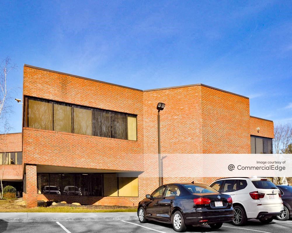 Cornerstone Office Center - 800 Hingham Street