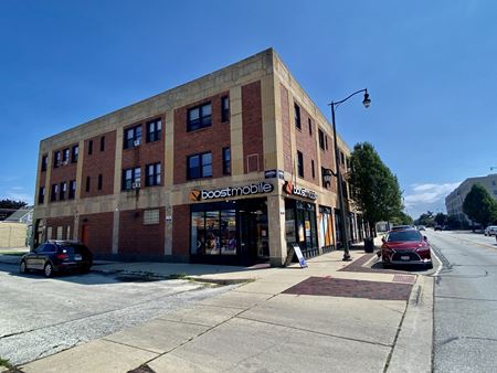 Photo of commercial space at 701 S. 5th Avenue in Maywood