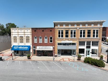 Photo of commercial space at 104 W Main St in Clinton