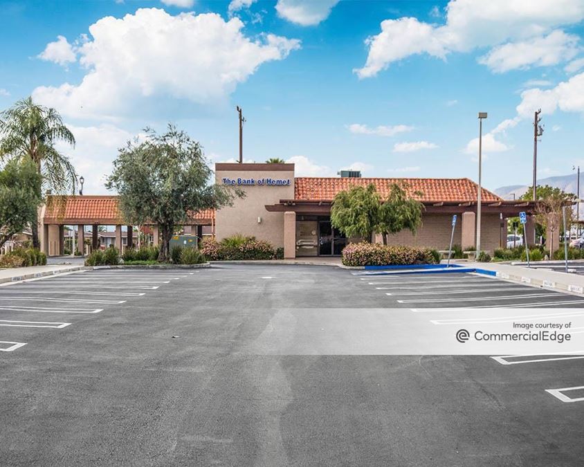 1515 West Florida Avenue, Hemet Office Space For Lease