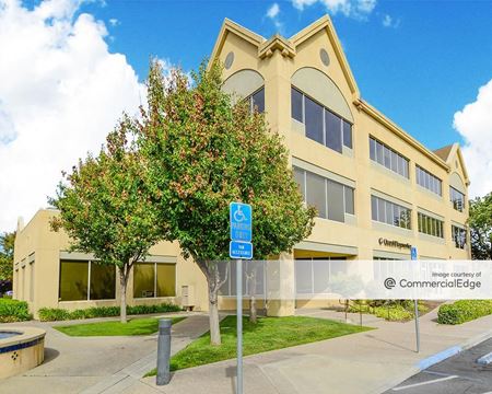 Photo of commercial space at 1411 Oliver Road in Fairfield