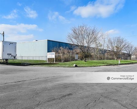 Industrial space for Rent at 4141 Lockbourne Industrial Pkwy in Columbus
