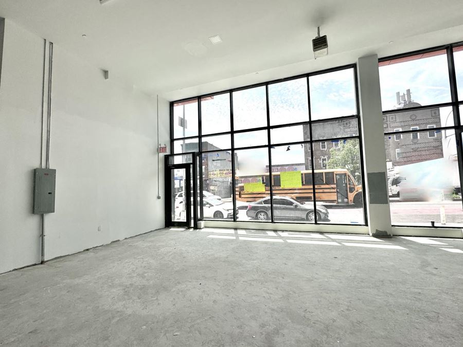 Newly Built 6000 SF CORNER RETAIL SPACE