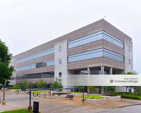 Commercial space for Rent at 4 Cityplace Drive in St. Louis