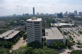 3900 Essex