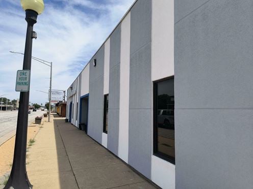 Indianapolis Blvd Office Building