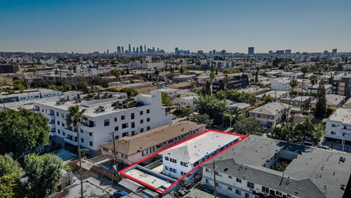 5747 La Mirada 