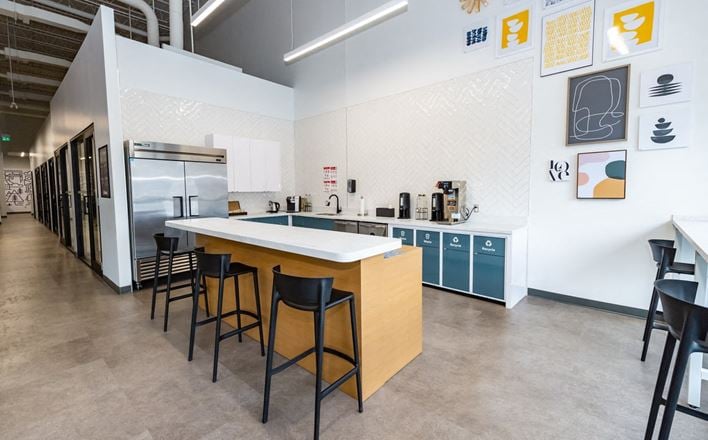 Staples Studio - Ottawa