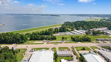 Other space for Rent at 13916 & 13924 Highway 105 W in Conroe