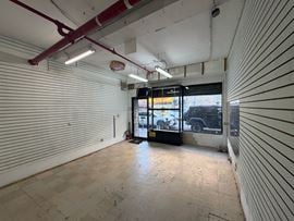 Retail space for lease in Prime Corona location