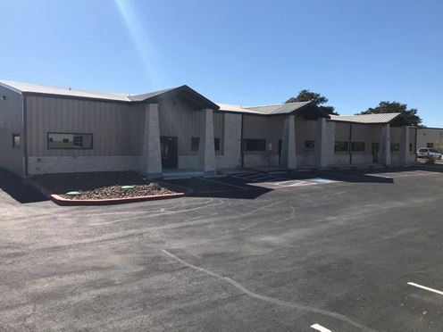 7075+/- SF Commercial Space For Lease