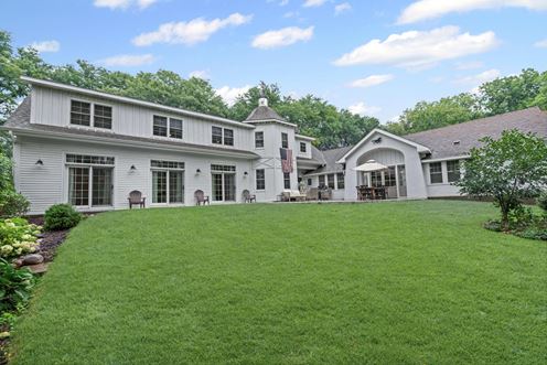 204 Country Commons Road Trout Valley