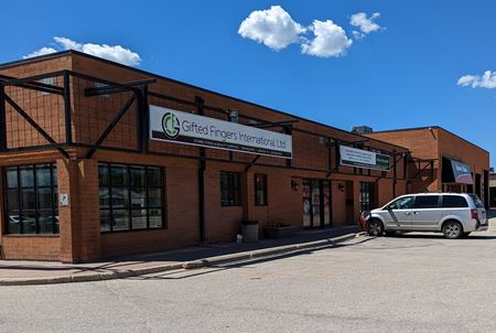 Photo of commercial space at 1002-1006 Nairn Avenue in Winnipeg