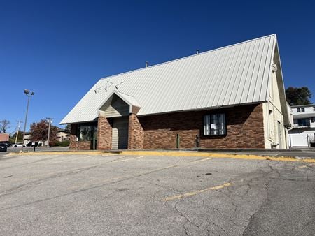 Retail space for Rent at 1209 S 119th St in Omaha