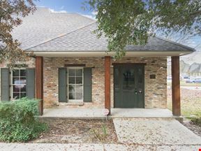 Professional Office Suite on Bluebonnet Blvd