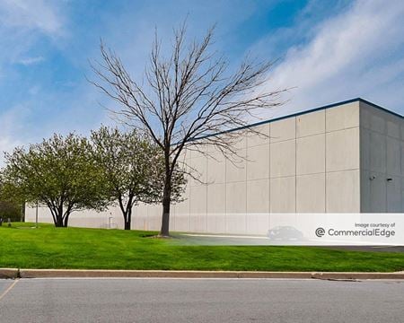 Industrial space for Rent at 331 Swift Road in Addison