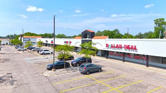 West Saginaw Plaza