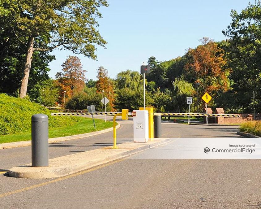 New York Life Westchester Campus 1 Rockwood Road Office Building