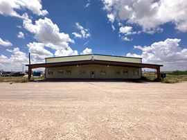 Industrial Facility w/Wash-Bay & Housing