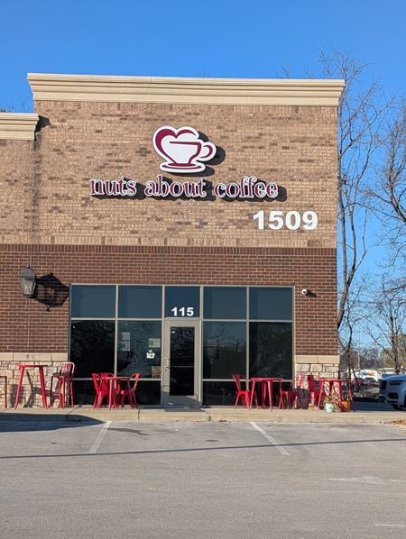 Photo of commercial space at 1509 North Dixie Avenue in Elizabethtown