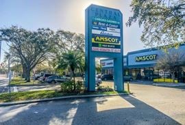 Central Plaza Shopping Center