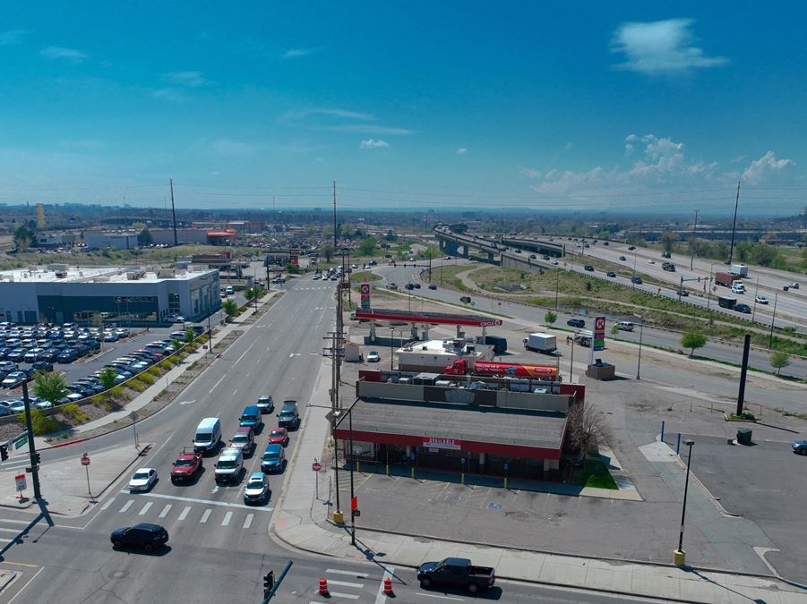 900 W Alameda Ave