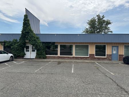 Photo of commercial space at 1177 Lee Blvd in Richland