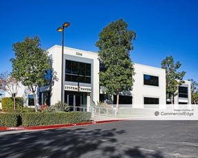 Greyhawk Business Center - Bldg. Q