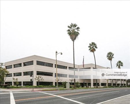 Office space for Rent at 4750 Wilshire Blvd in Los Angeles
