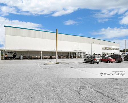 Photo of commercial space at 4006 Airport Road in Plant City