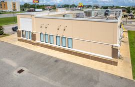 1100 Sq. Ft. Retail End-Cap Space | Hwy 231 N