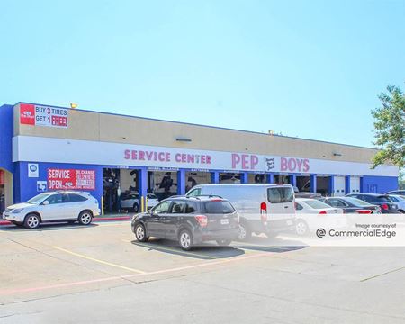 Retail space for Rent at 3909 South Lamar Blvd in Austin