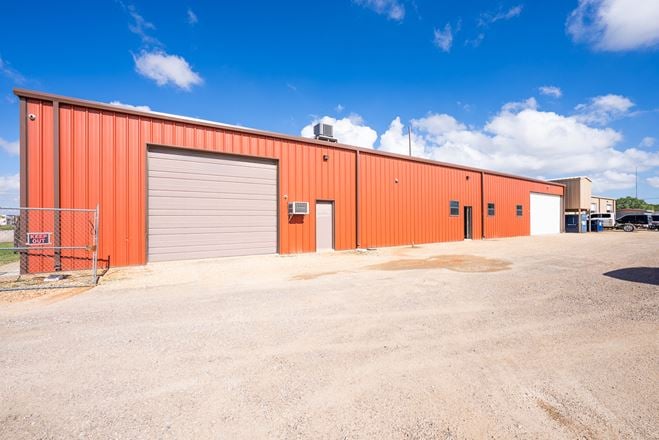 2320 Private Road 7350