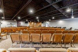 Church or Office/Retail Building on Brainerd Rd ± 8,816 SF