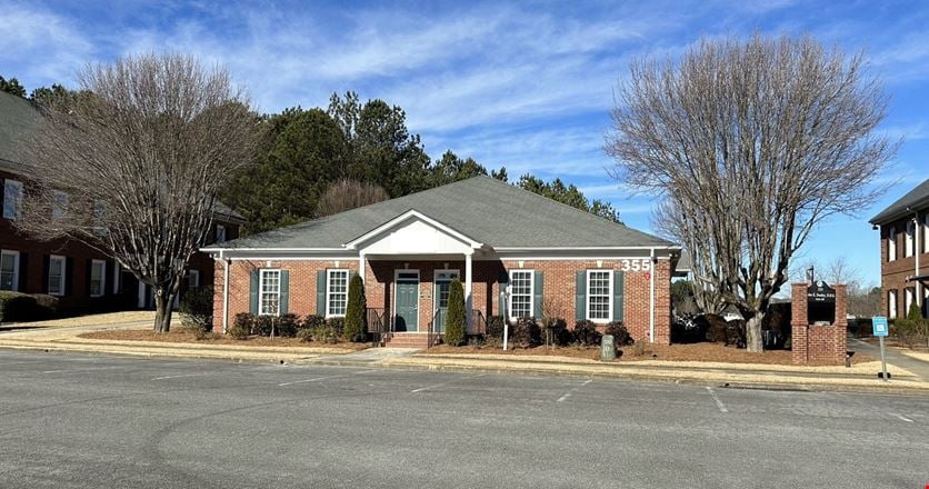 2653 sf for Lease - Can Subdivide