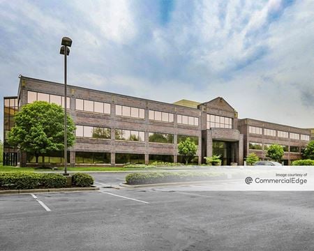 Office space for Rent at 401 Pennsylvania Pkwy in Indianapolis