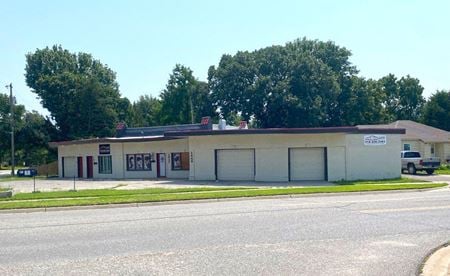 Retail space for Rent at 2945 North Porter Avenue in Wichita