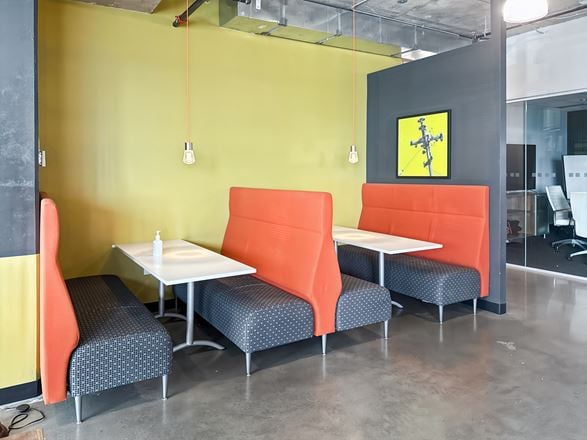 Regus - Burnaby - Solo District
