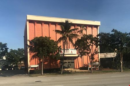 Photo of commercial space at 660 S Federal Hwy in Pompano Beach