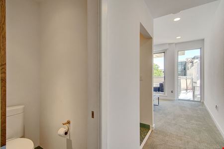 Photo of commercial space at 487 King St in Charleston