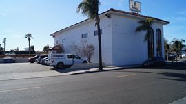 400 San Fernando Mission Blvd