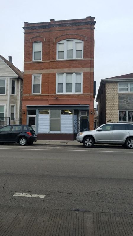 3708 W Diversey Ave - Chicago