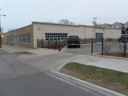 Photo of commercial space at 605 South Albany Avenue in Chicago